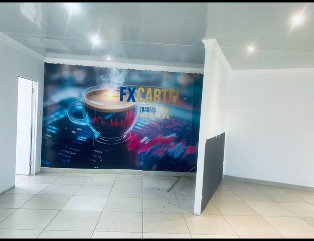 3,501M² BUSINESS TO LET IN MONDEOR
